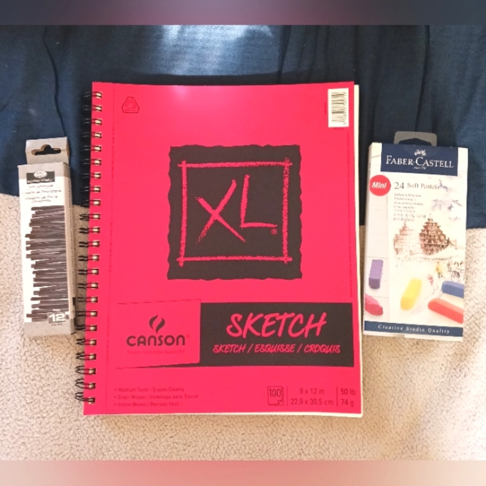 Canson XL Sketch Pad With Soft Pastels And Black Charcoals